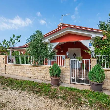 Holiday home 3 Bedroom Beautiful In