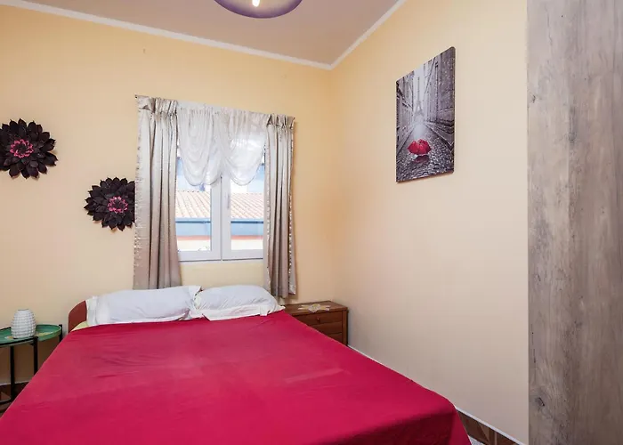 3 Bedroom Beautiful In 펜션